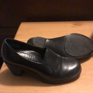 Dansko dress shoes